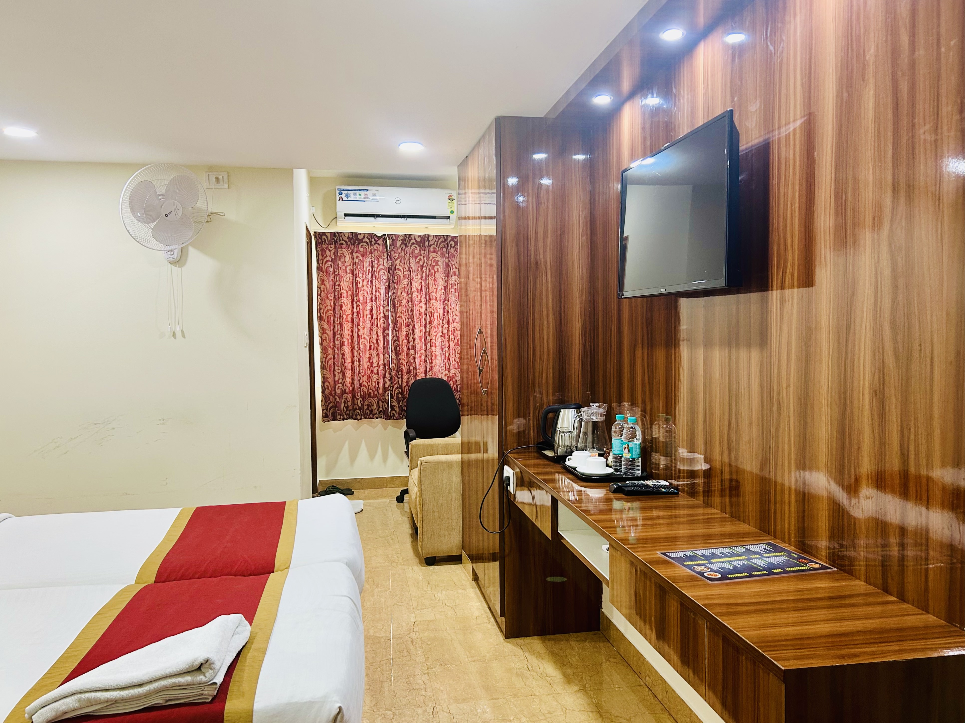 Executive Room with modern amenities