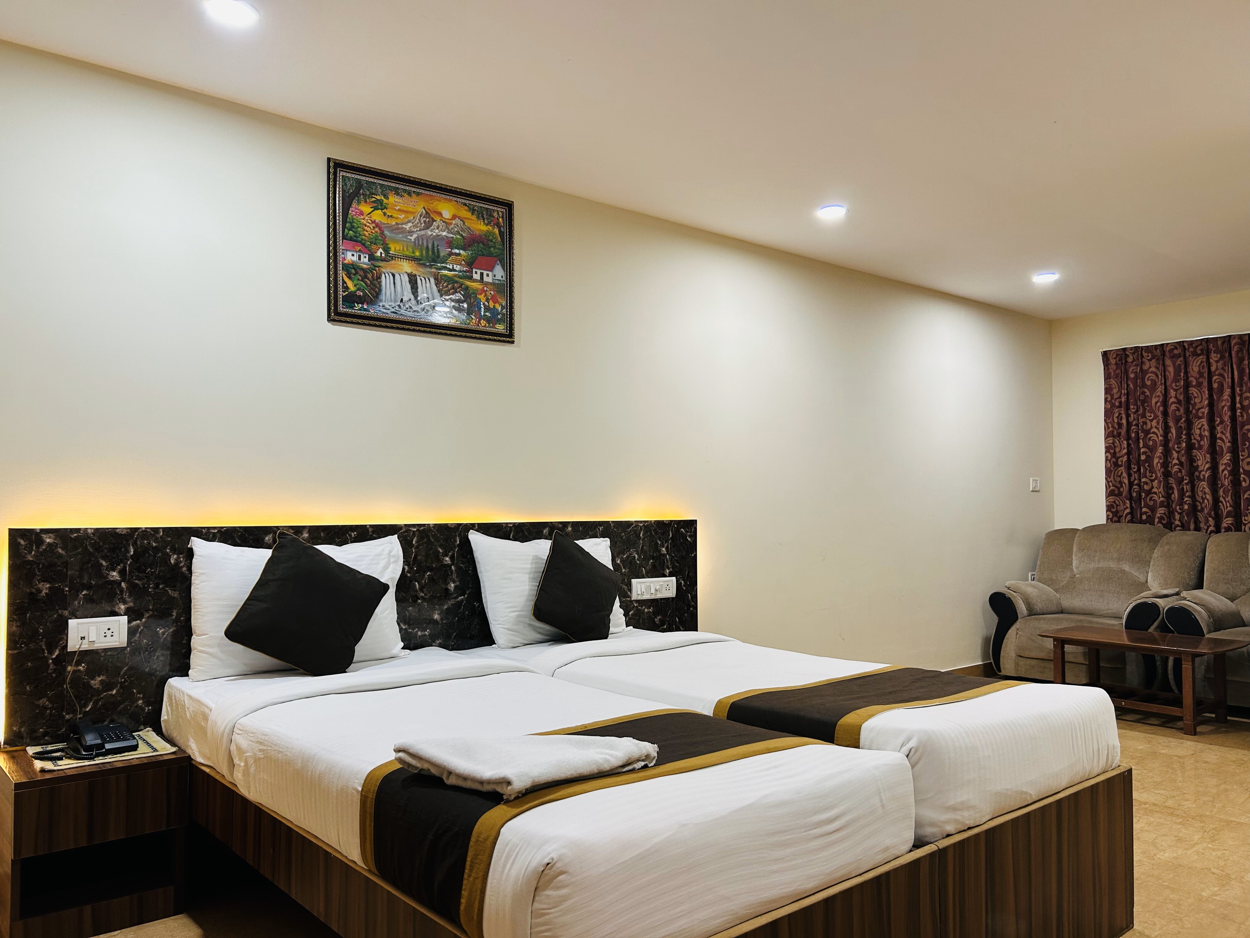 Spacious Suite Room with elegant furnishing